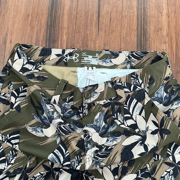 Men’s Under Armour Performance Fishing Shorts - Picture 5 of 9